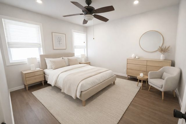 215 N Ohio Street, Aurora, IL 60505