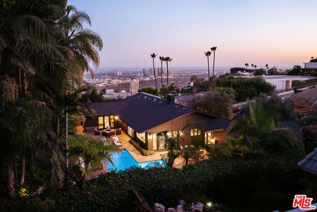 1744 N Doheny Drive, Los Angeles, CA 90069