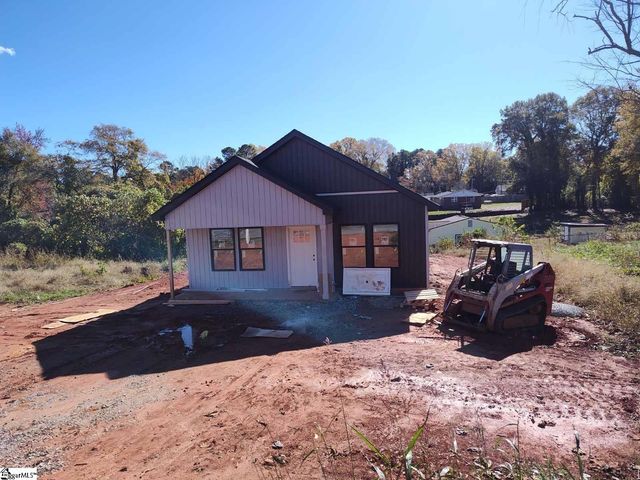 106 New Street, Gaffney, SC 29304