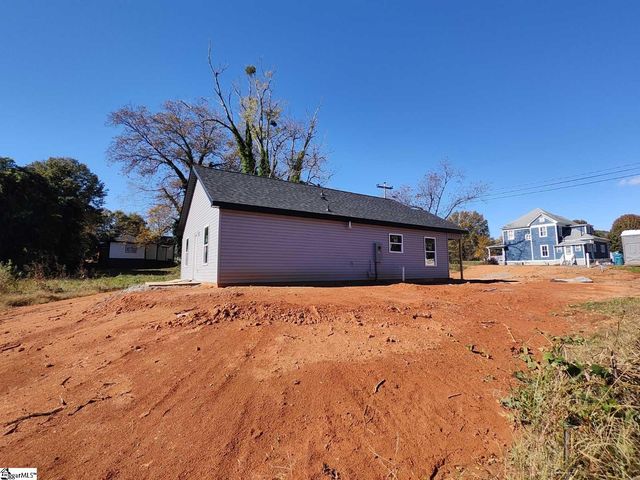 106 New Street, Gaffney, SC 29304