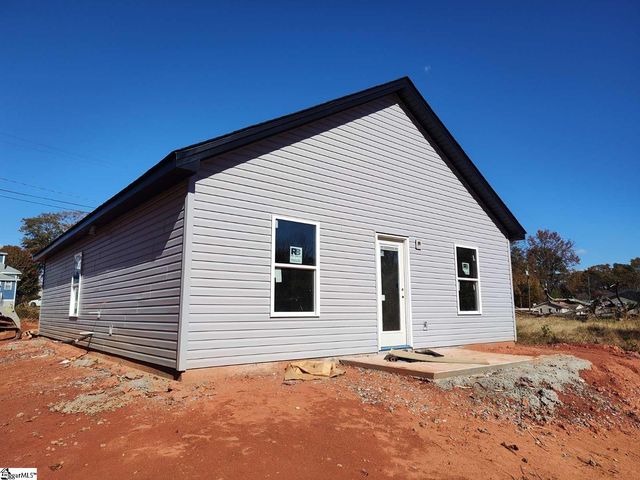 106 New Street, Gaffney, SC 29304