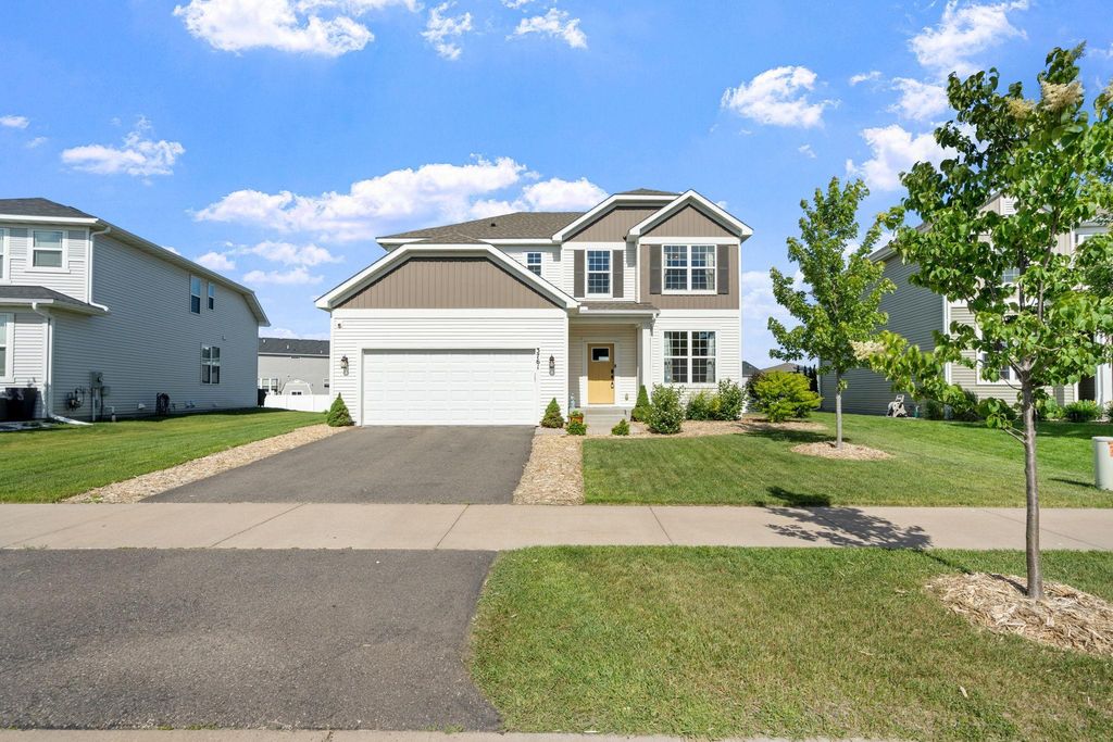3761 112th Circle NE, Blaine, MN 55449