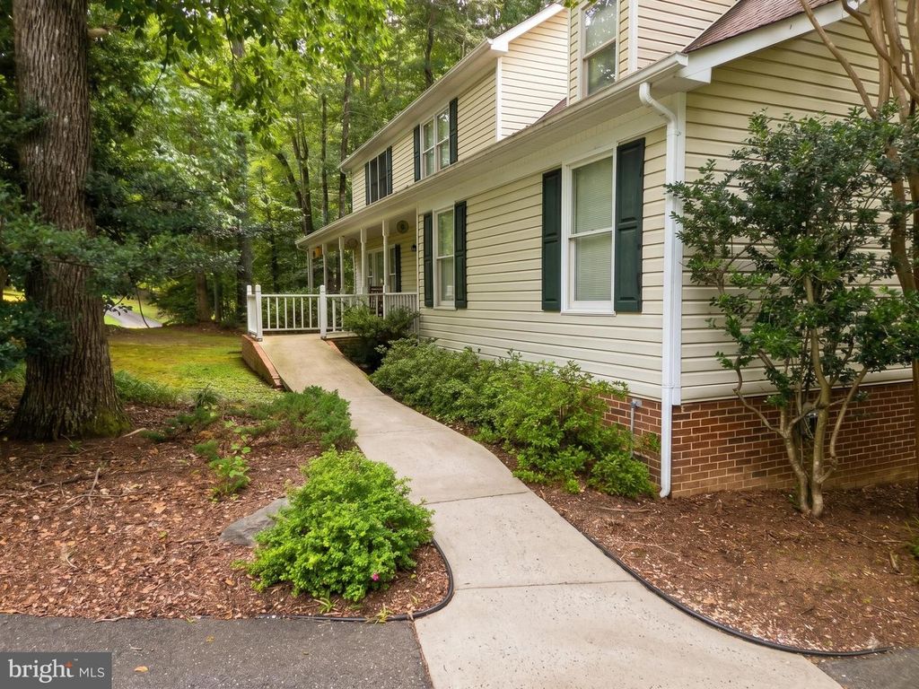 7907 COMMODORE CT, Spotsylvania, VA 22551