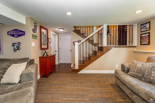 2629 Kimball Avenue, Manhattan, KS 66502