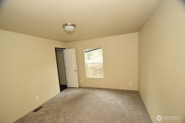 41675 S Shore Drive, Concrete, WA 98237