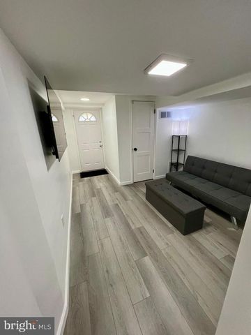 2001 S LORTON ST, Arlington, VA 22204