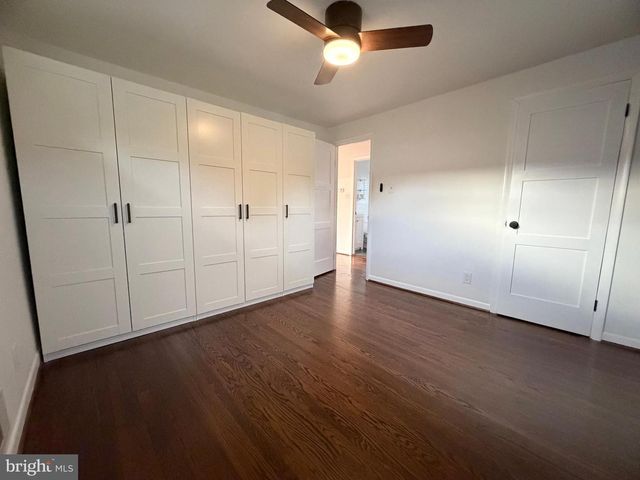 2001 S LORTON ST, Arlington, VA 22204