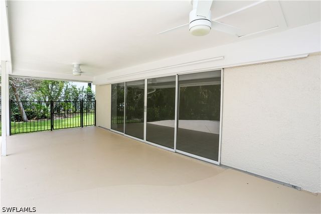 2901 Crayton RD, Naples, FL 34103
