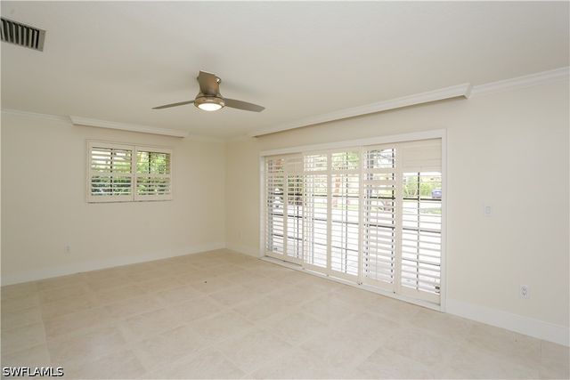 2901 Crayton RD, Naples, FL 34103