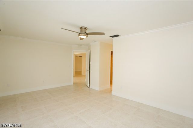 2901 Crayton RD, Naples, FL 34103