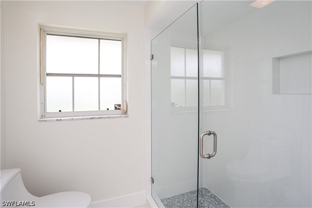 2901 Crayton RD, Naples, FL 34103