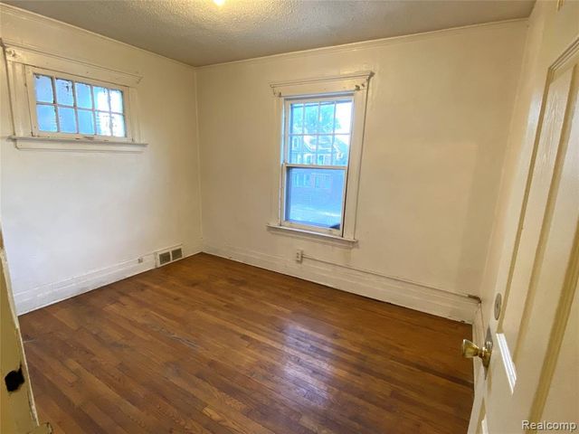 601 Westminster Street, Detroit, MI 48202