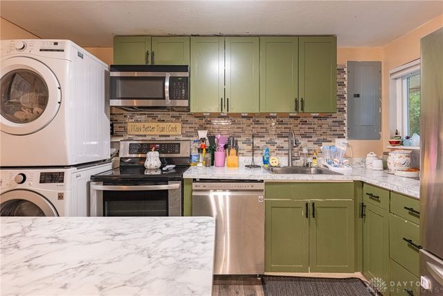 2571 Cluster Avenue, Dayton, OH 45439