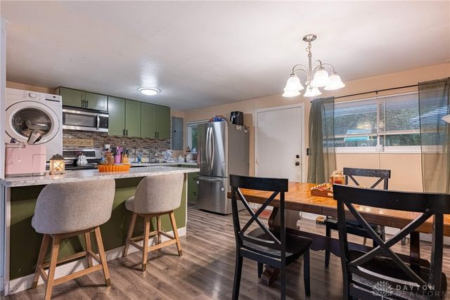 2571 Cluster Avenue, Dayton, OH 45439