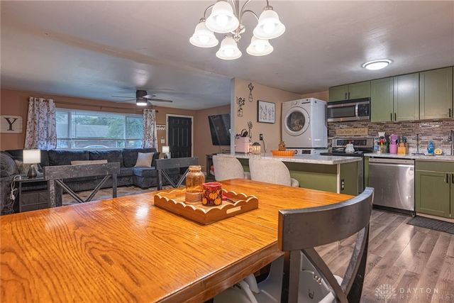 2571 Cluster Avenue, Dayton, OH 45439