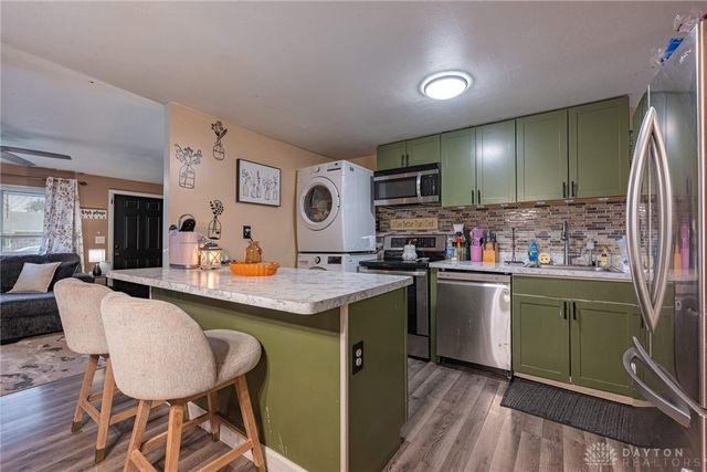 2571 Cluster Avenue, Dayton, OH 45439