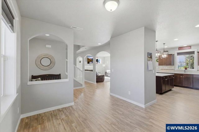 3800 Gusty Pl NE, Albany, OR 97321