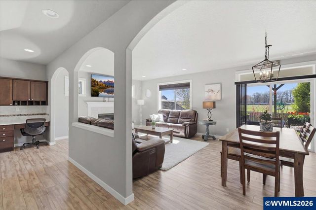 3800 Gusty Pl NE, Albany, OR 97321