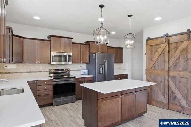 3800 Gusty Pl NE, Albany, OR 97321