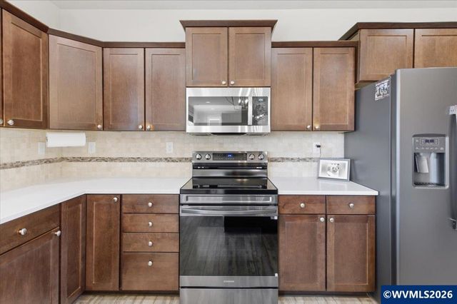 3800 Gusty Pl NE, Albany, OR 97321