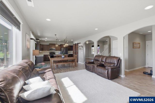 3800 Gusty Pl NE, Albany, OR 97321