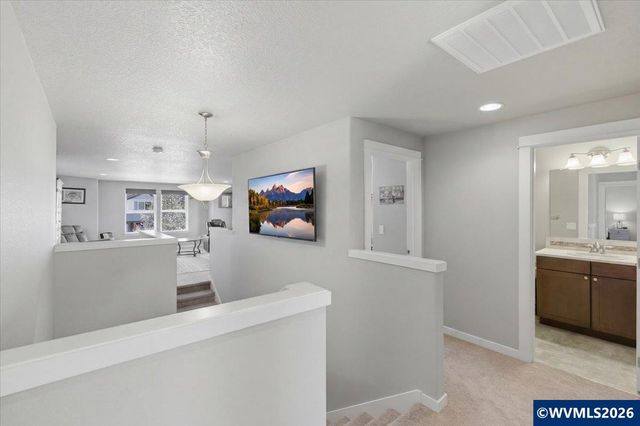 3800 Gusty Pl NE, Albany, OR 97321