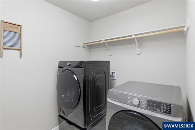 3800 Gusty Pl NE, Albany, OR 97321