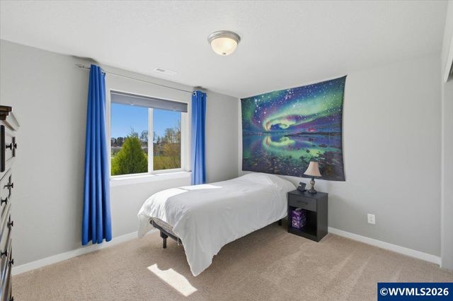 3800 Gusty Pl NE, Albany, OR 97321