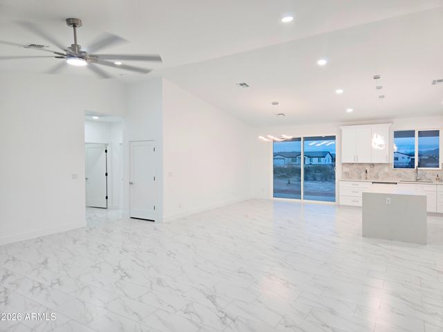 3683 S 371St Ave Avenue, Tonopah, AZ 85354