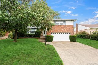 18 Kirkwood Drive, Glen Cove, NY 11542
