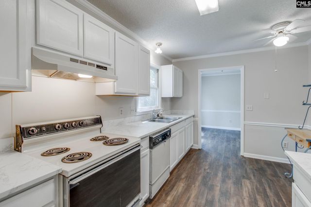 18 Dutch Circle, Irmo, SC 29063
