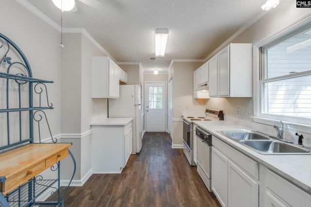 18 Dutch Circle, Irmo, SC 29063