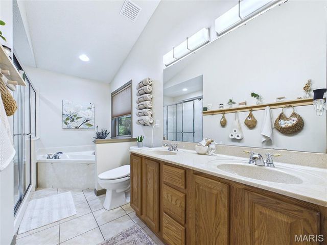 1168 N 6th Street, Wood River, IL 62095