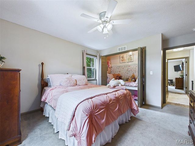 1168 N 6th Street, Wood River, IL 62095