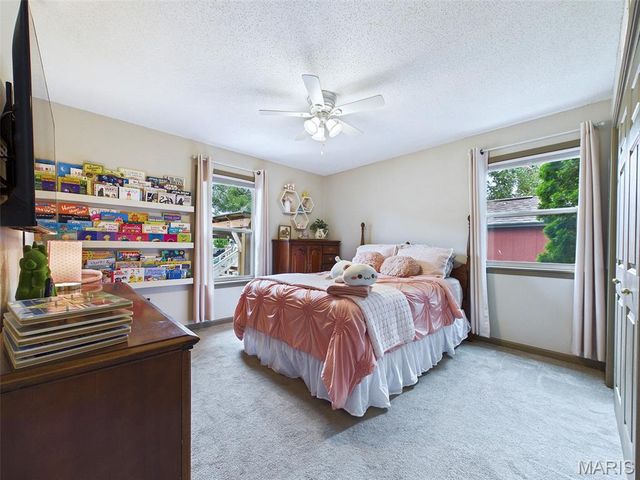 1168 N 6th Street, Wood River, IL 62095