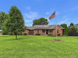 1168 N 6th Street, Wood River, IL 62095