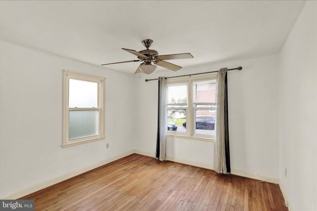 302 ELMWOOD AVE, Reading, PA 19609