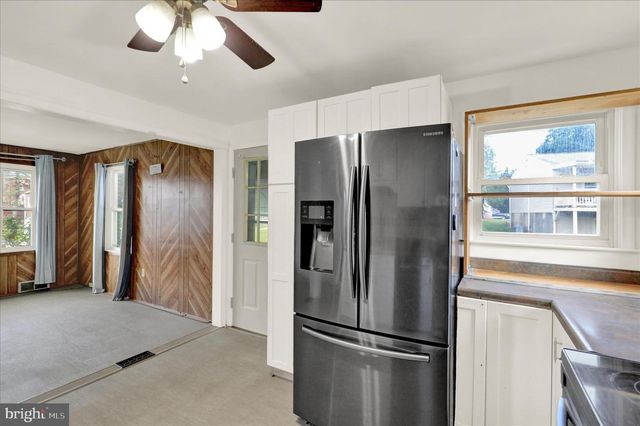 302 ELMWOOD AVE, Reading, PA 19609