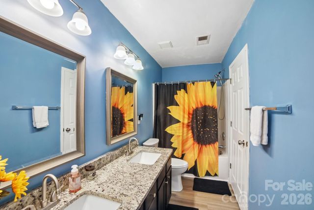 5427 Kimmerly Woods Drive, Charlotte, NC 28215