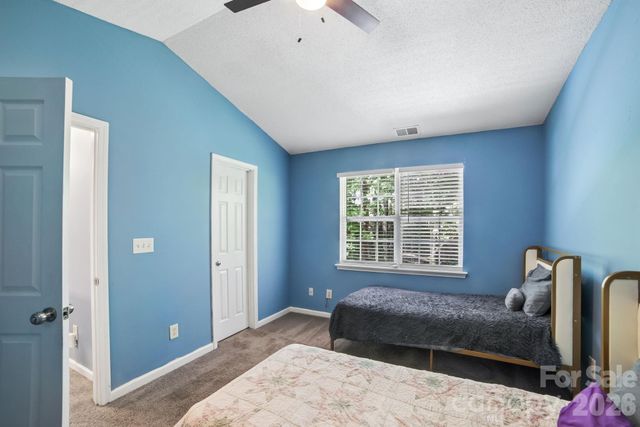 5427 Kimmerly Woods Drive, Charlotte, NC 28215