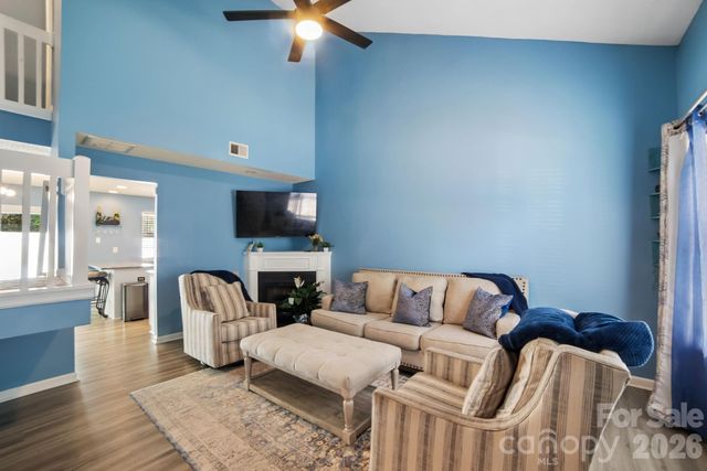 5427 Kimmerly Woods Drive, Charlotte, NC 28215