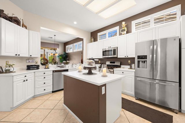 39321 Mirage Circle, Palm Desert, CA 92211