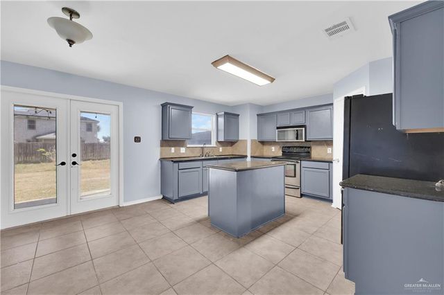 1323 Rio Comal Circle, San Juan, TX 78589