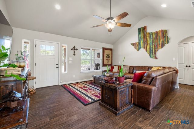 2012 Ronda Court, Canyon Lake, TX 78133