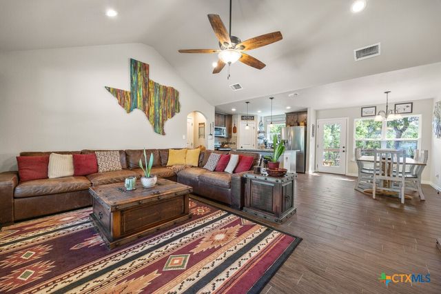2012 Ronda Court, Canyon Lake, TX 78133