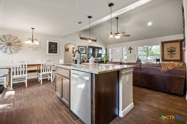 2012 Ronda Court, Canyon Lake, TX 78133