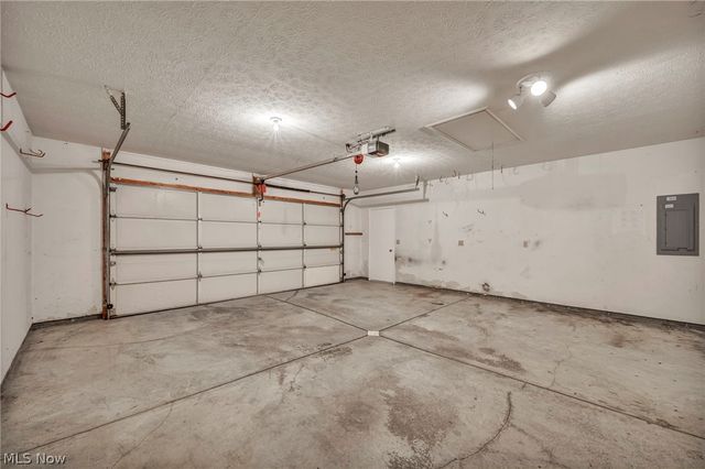 1064 Yarmouth Road, Grafton, OH 44044