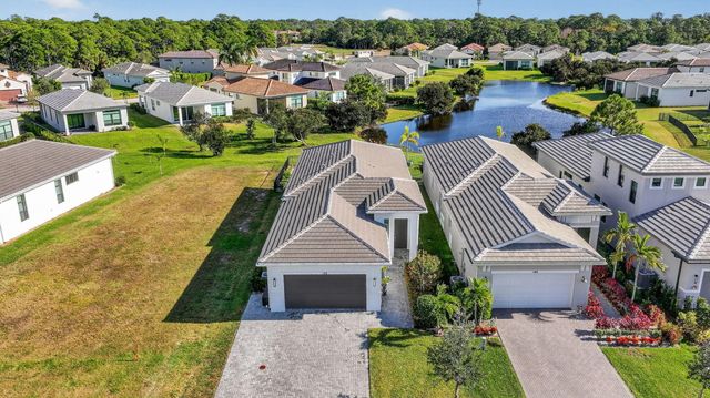 180 SE Via Bisento, Port St. Lucie, Port St Lucie, FL 34952