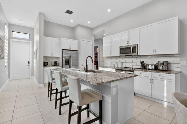 180 SE Via Bisento, Port St. Lucie, Port St Lucie, FL 34952