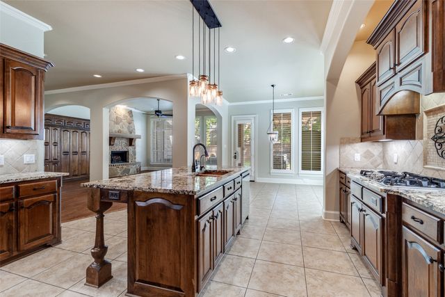 901 Sandy Trail, Keller, TX 76248